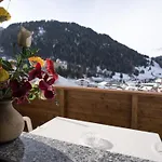 Haus Lutz شقة *